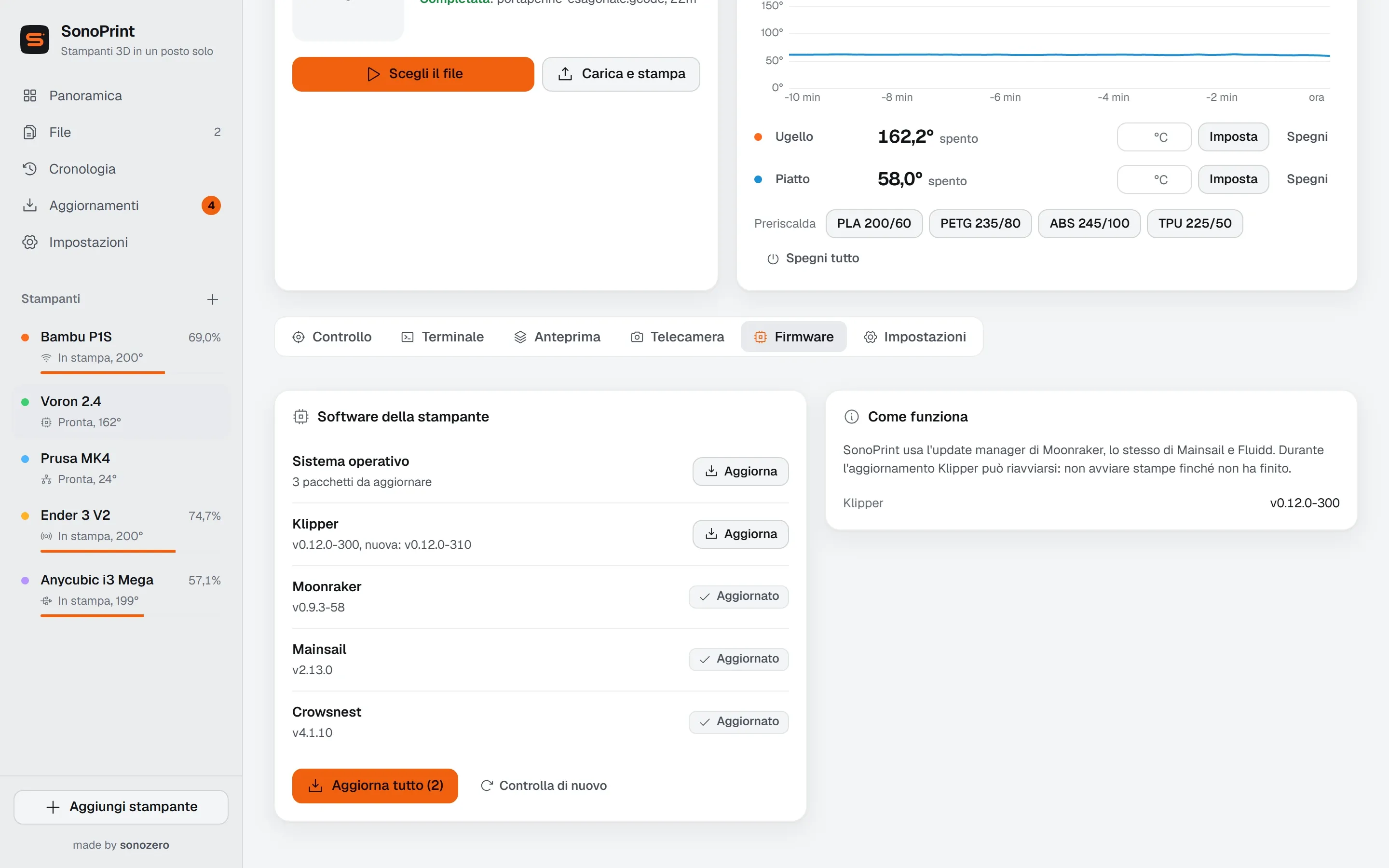 La scheda Firmware di una stampante Klipper con i componenti e un aggiornamento disponibile.